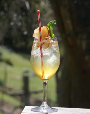 Orchard spritz spritzer