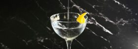classic martini pour